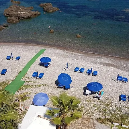 La Scogliera Blu Appart hôtel *