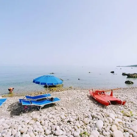 מלון דירות La Scogliera Blu *