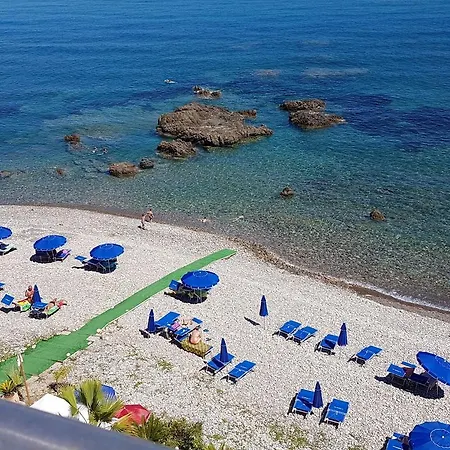 La Scogliera Blu