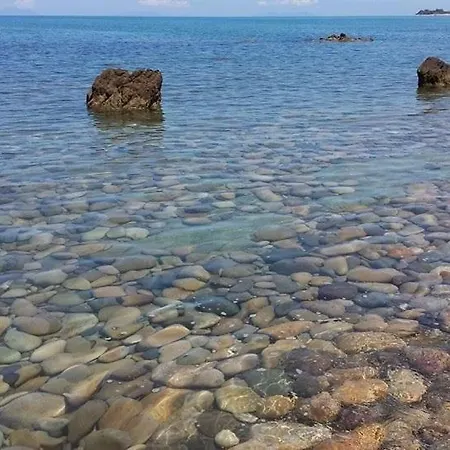 Aparthotel La Scogliera Blu *